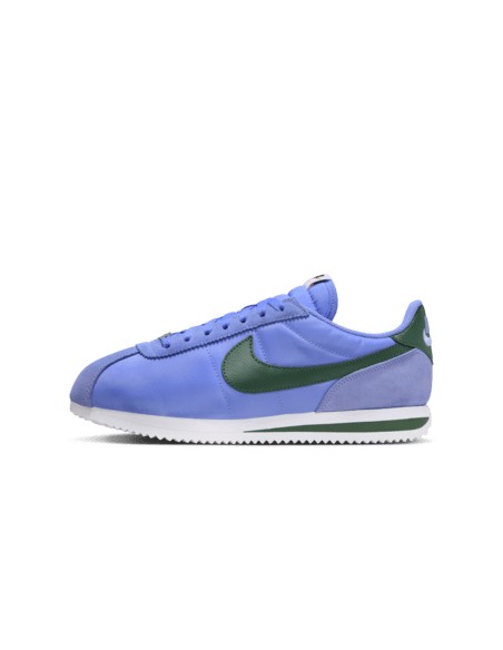 https://static.nike.com/a/images/t_default/a6f28d3b-c82f-452a-b093-197ea2f85a6f/NIKE+CORTEZ.png