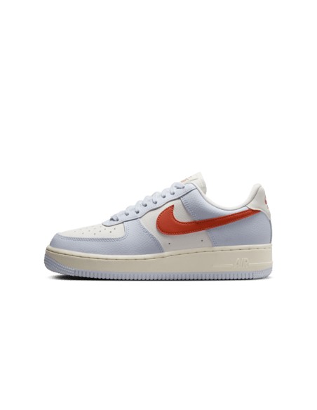 https://static.nike.com/a/images/t_default/06c44461-fd59-4b9d-ab26-319c9dee64c8/WMNS+AIR+FORCE+1+%2707.png