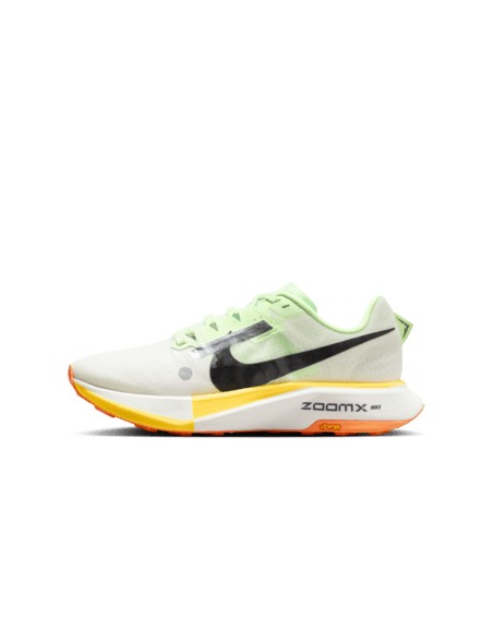 https://static.nike.com/a/images/t_default/3b89ad56-d049-4578-af71-ec84a8279ac3/WMNS+NIKE+ZOOMX+ULTRAFLY+TRAIL.png