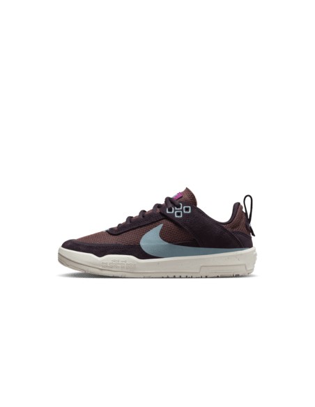 https://static.nike.com/a/images/t_default/c338e852-1cc2-4240-80cb-5bce50f3a35c/NIKE+SB+DAY+ONE+%28GS%29.png