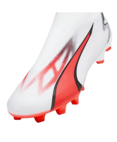 Buty piłkarskie Puma Ultra Match+ LL FG AG M 107511 01