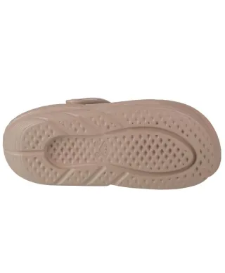 Chodaki Crocs Off Grid Clog 209501-2V3