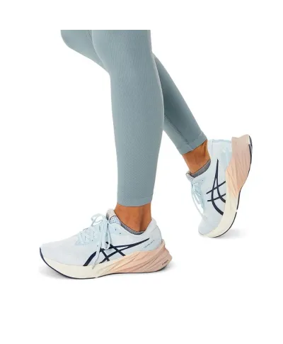 Buty Asics Novablast 3 W 1012B492-400