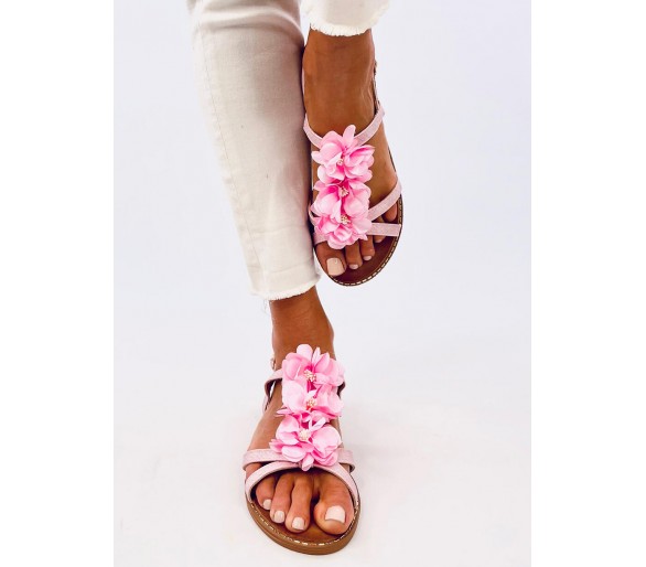 Sandałki z delikatnymi kwiatami AMAUR PINK
