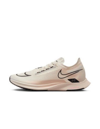 https://static.nike.com/a/images/t_default/34e4a240-5307-4b25-b6bb-925579b1a253/NIKE+ZOOMX+STREAKFLY.png