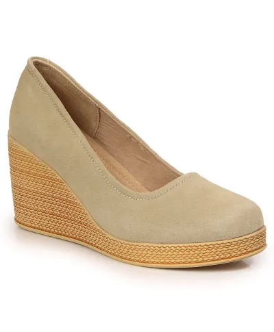 Filippo W PAW339D beige leather wedge pumps